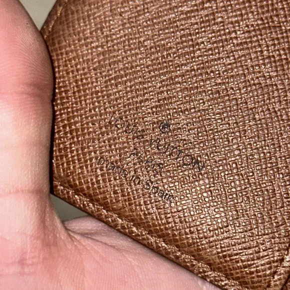 Louis Vuitton monogram agenda pm wallet organizer passport case - Picture 9 of 11